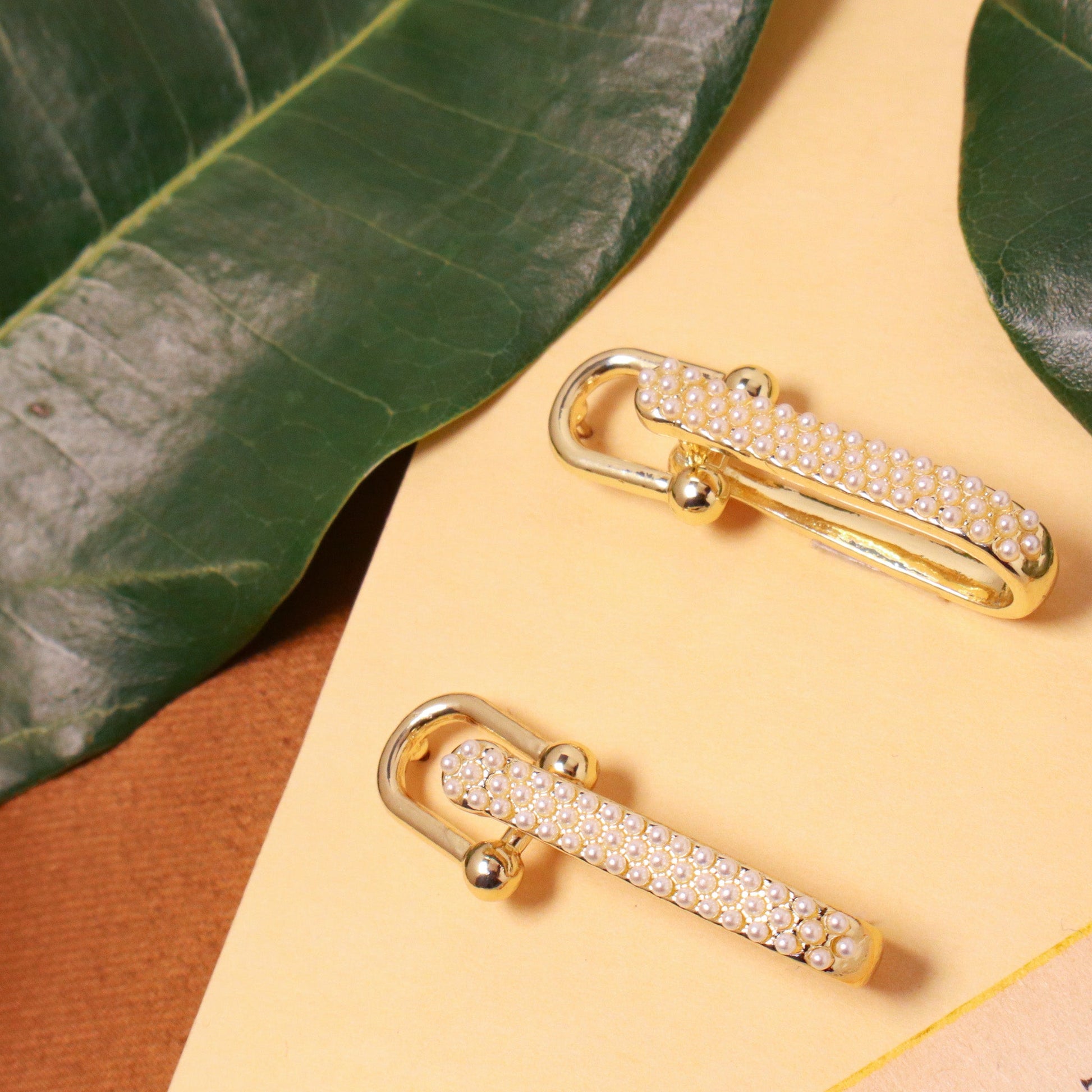 Calm Diamonds Earrings
