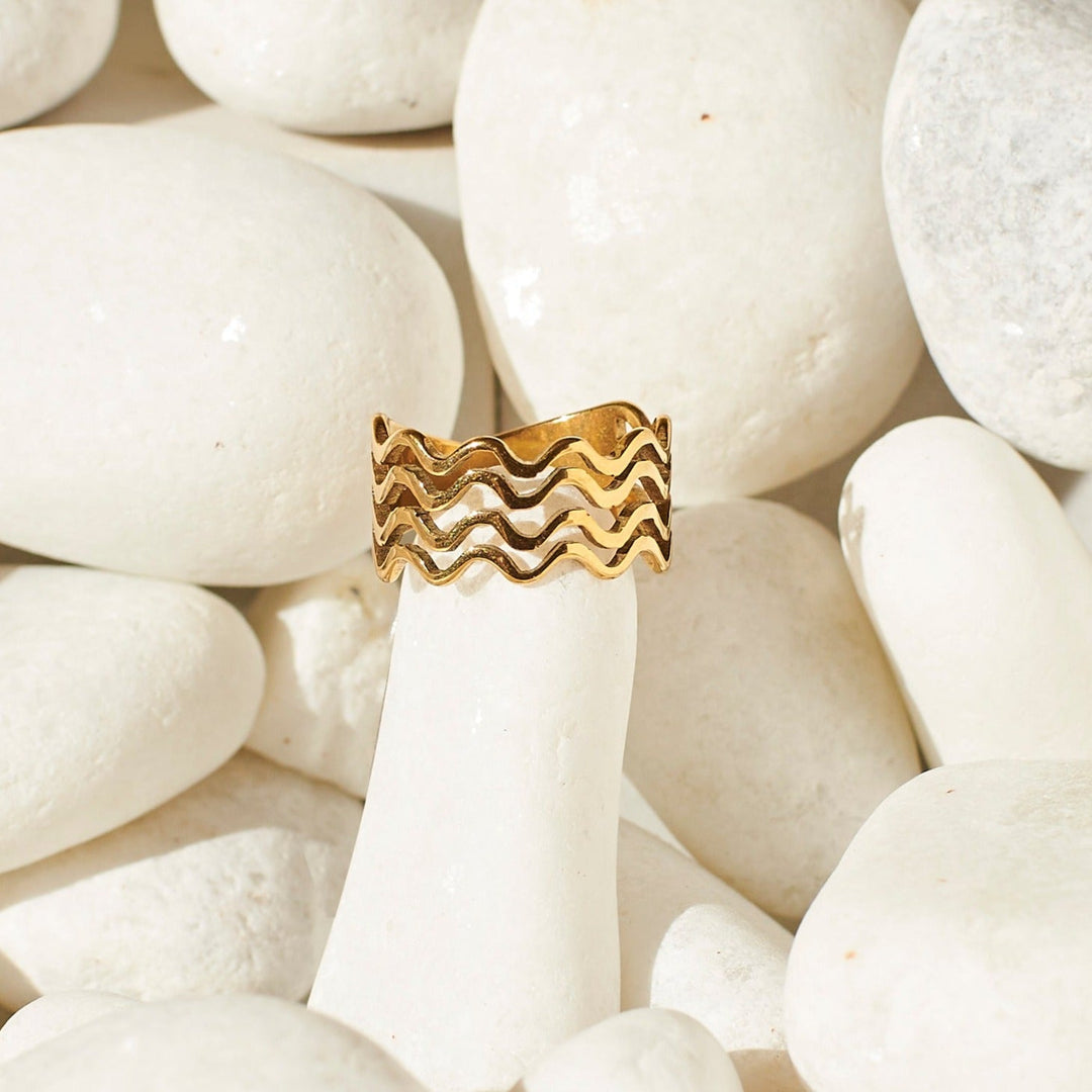 Classic Chic Ring Salty