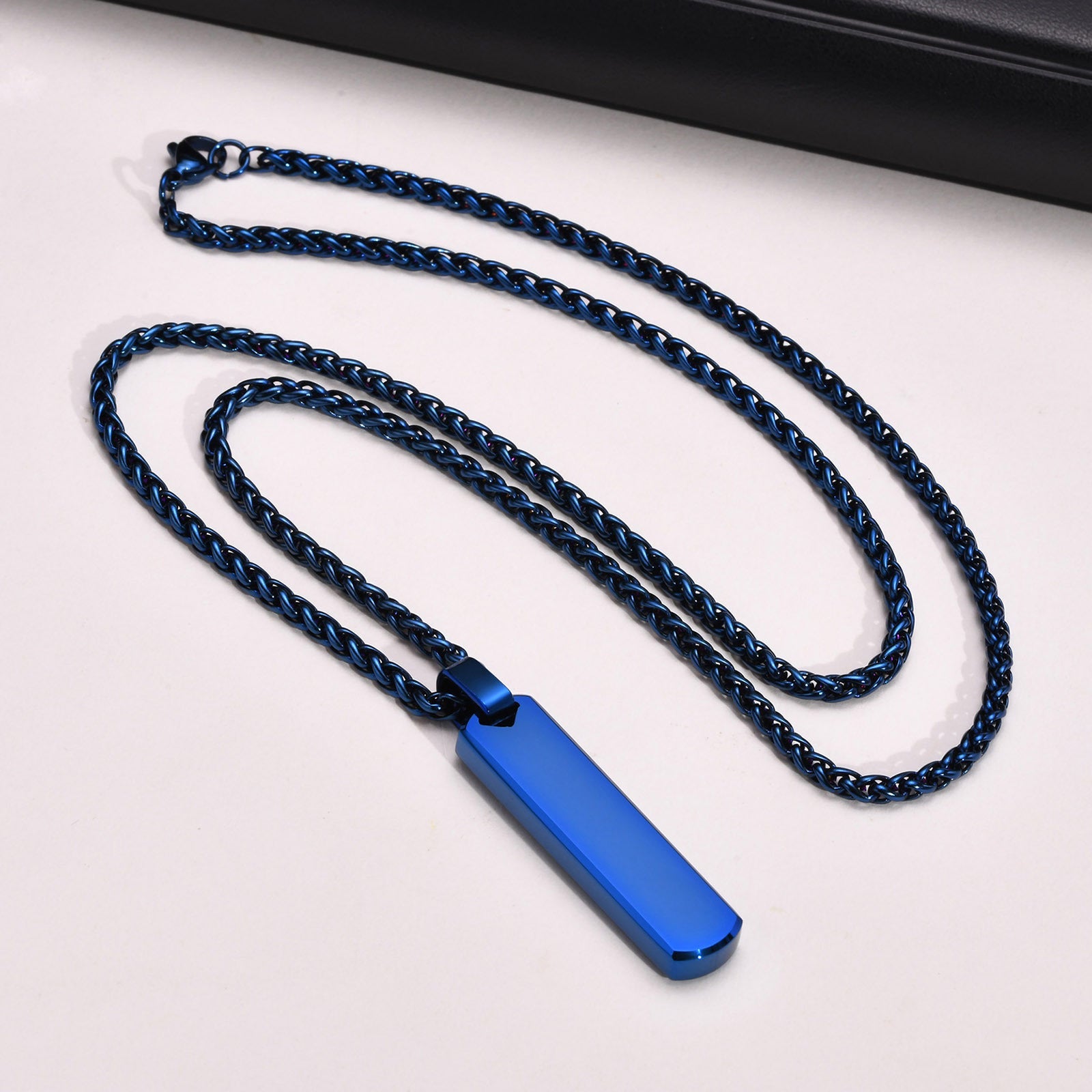Contemporary Edge Chain - Blue Salty Alpha