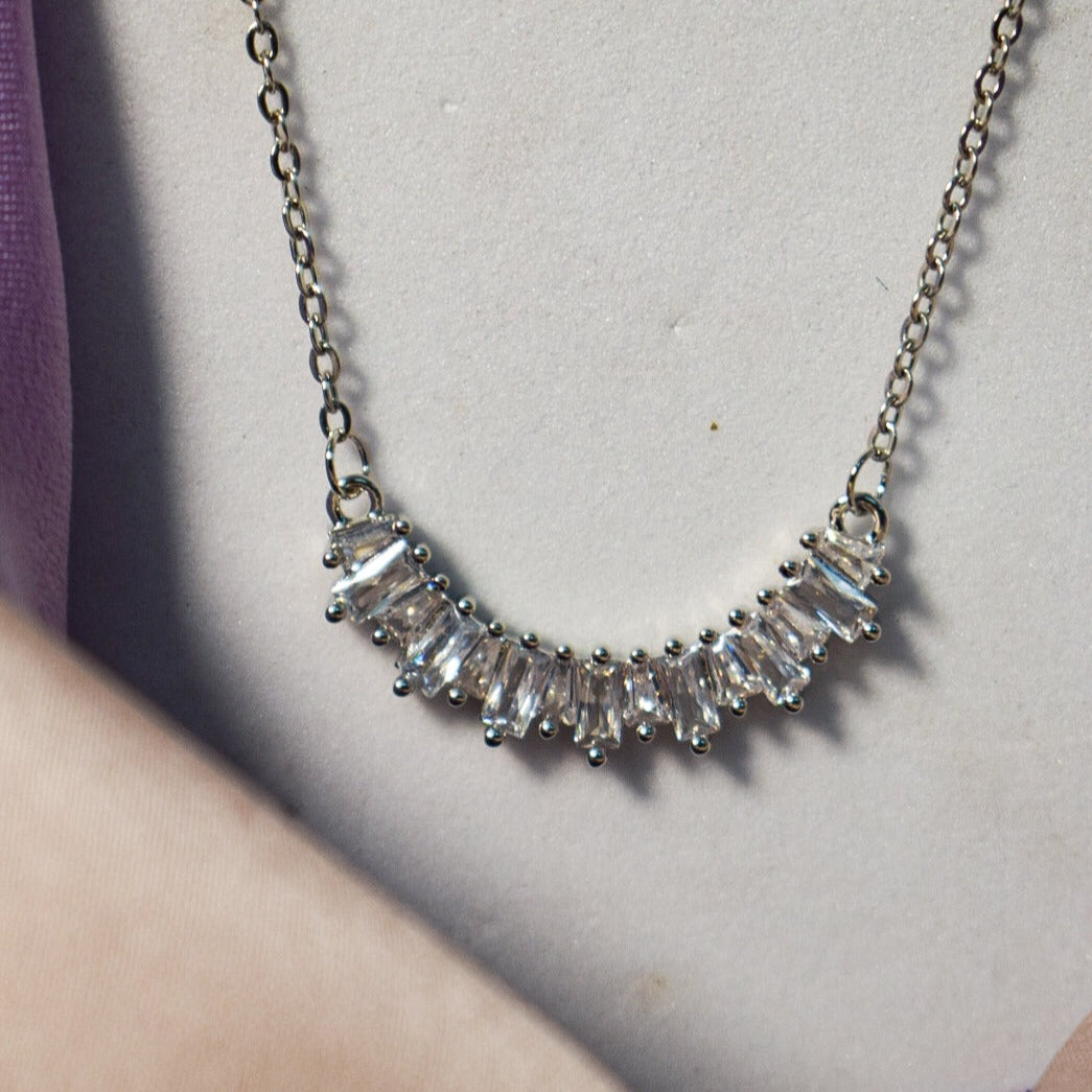 Dazzling Crystal Influx Necklace Salty