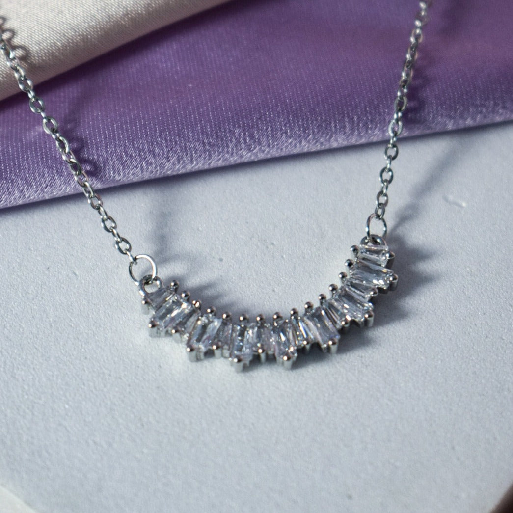 Dazzling Crystal Influx Necklace Salty