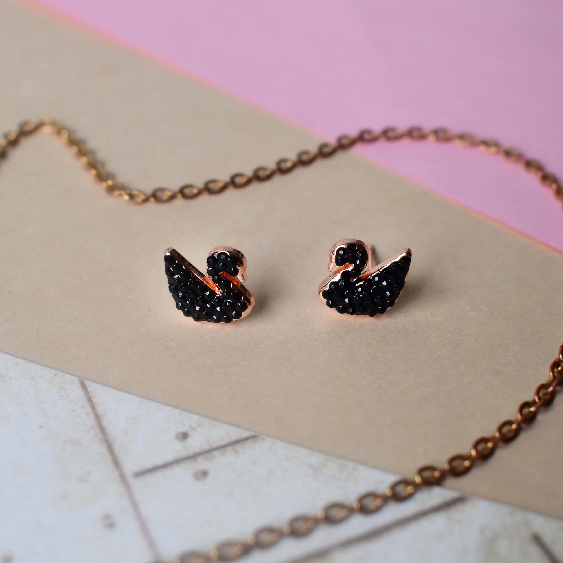 Shinning Swan Stud Earrings - Black