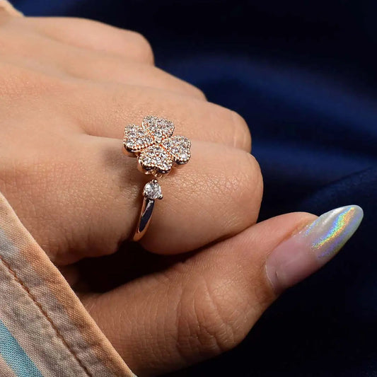 Aubrieta Spinner Ring - Rose Gold (Medium)