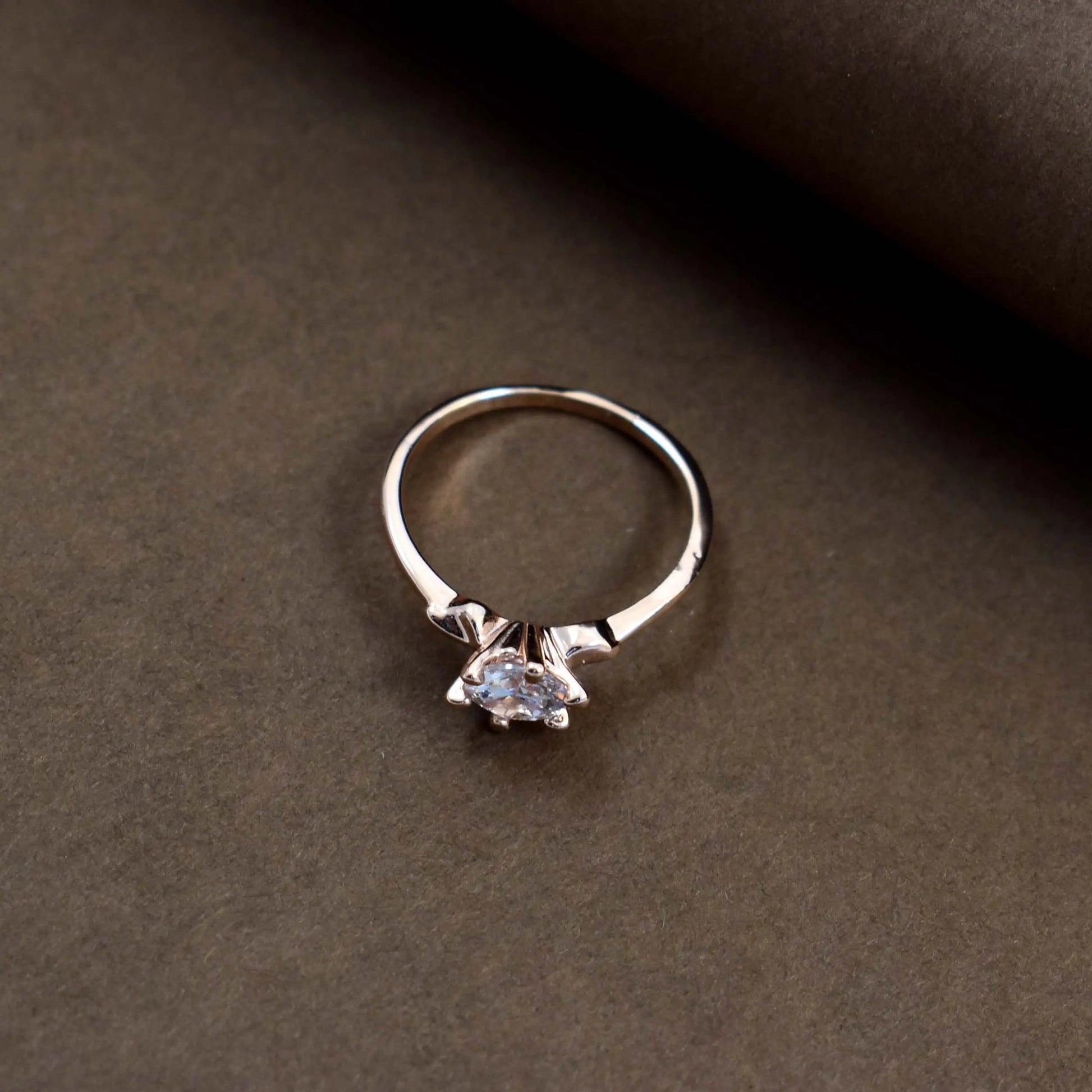 Dual petal rose-gold ring