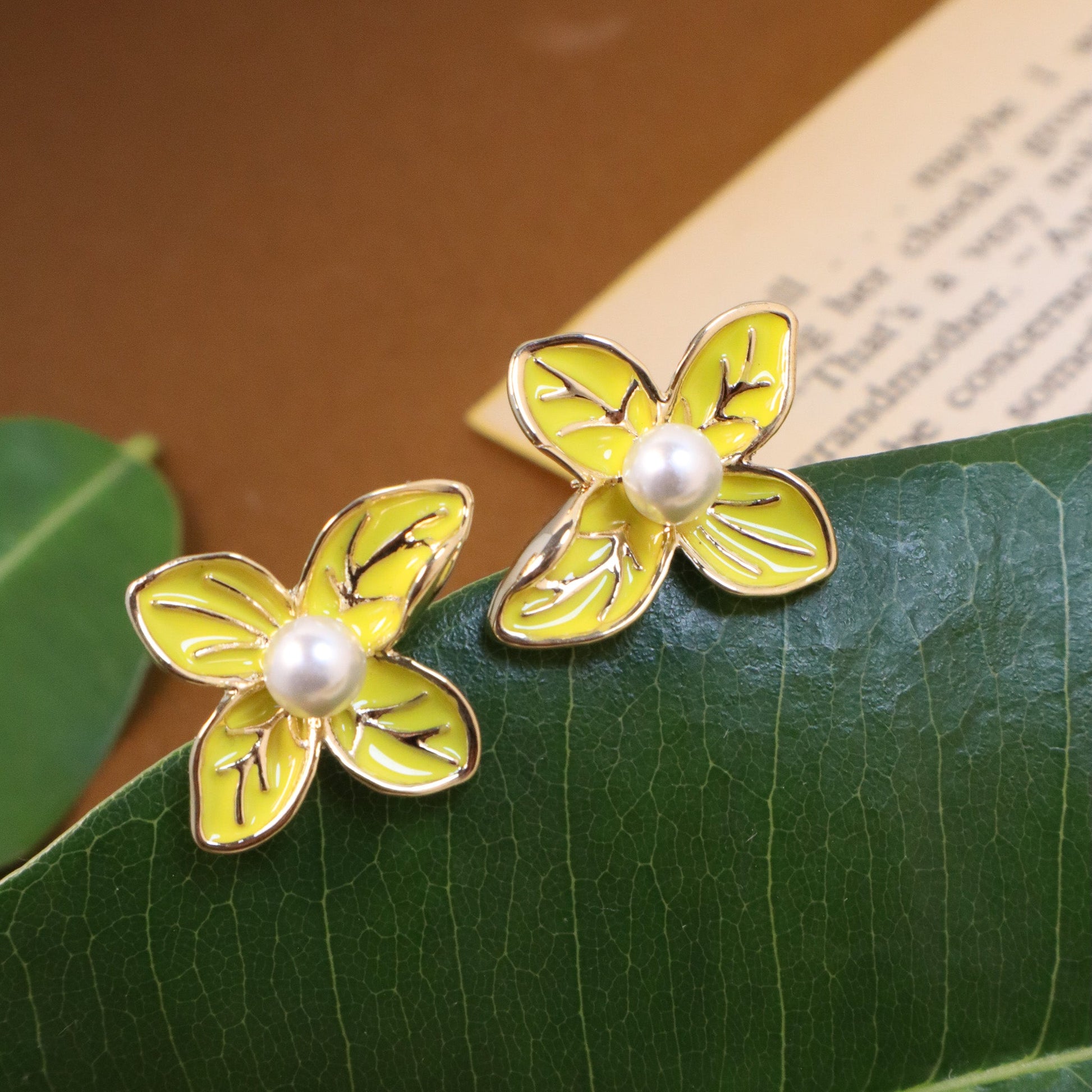 Daffodils studs