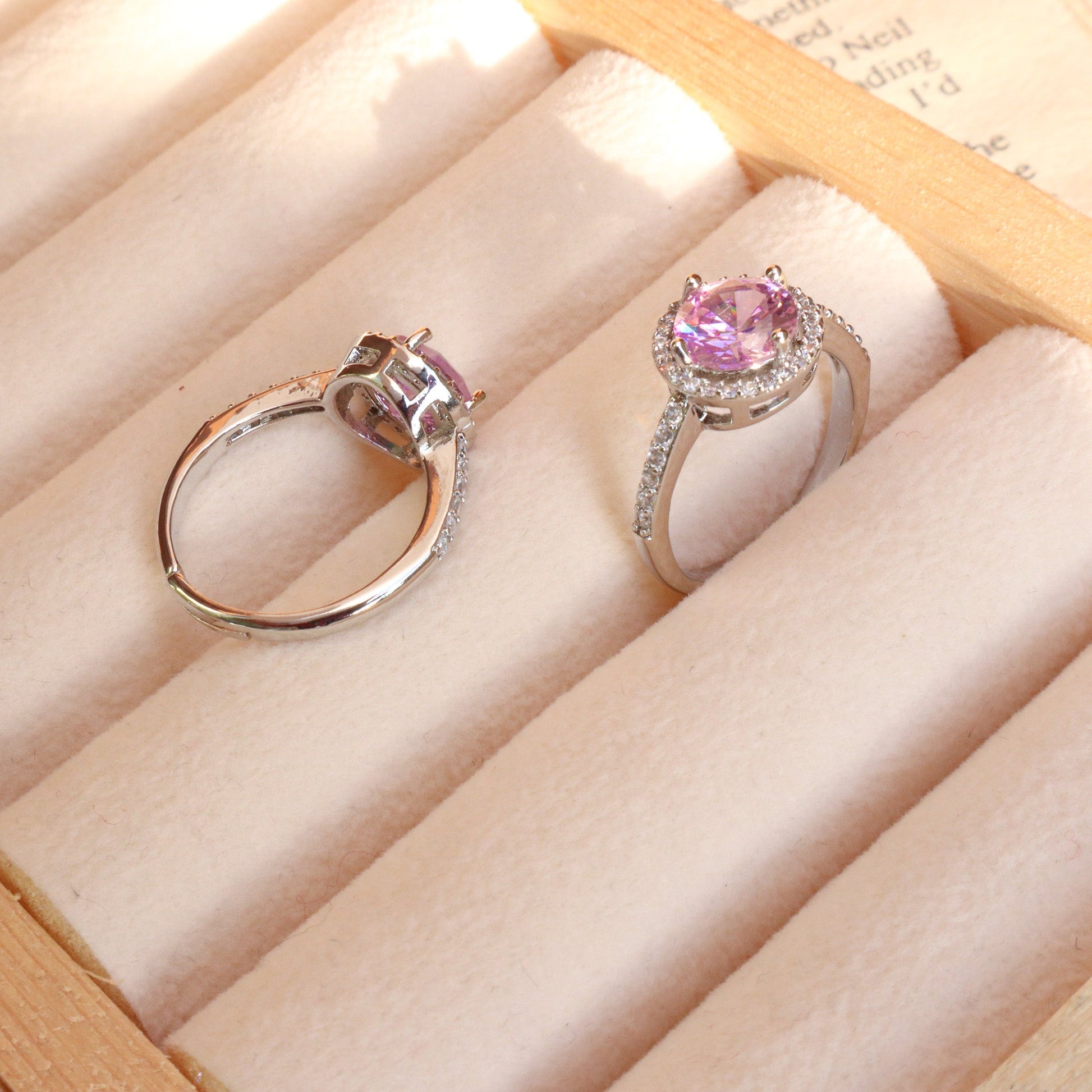 Daphne Love Ring