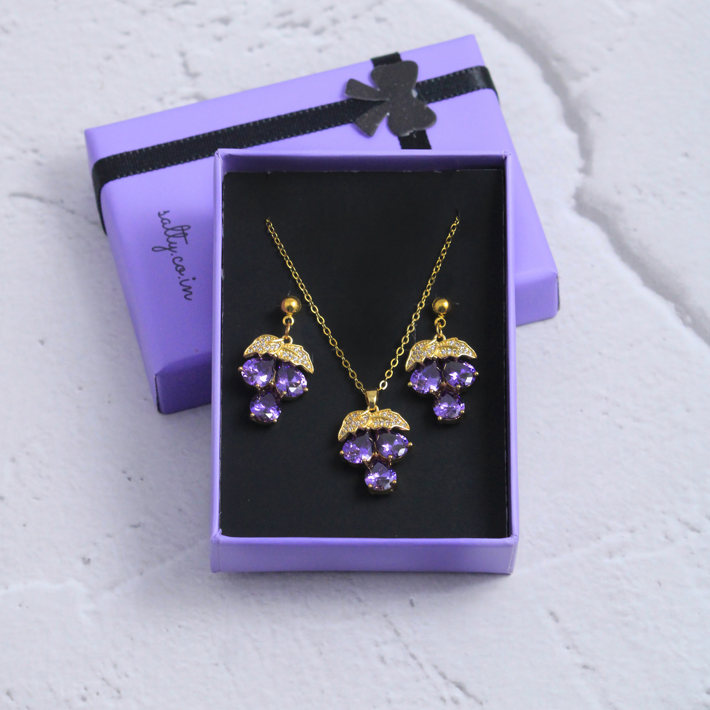 Divine Gem Earrings and Neckalce Set