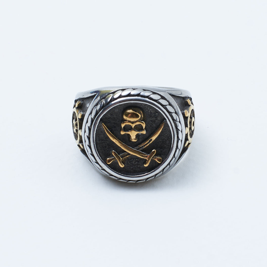 Dynamic Dignity Gold Men's Ring | Salty