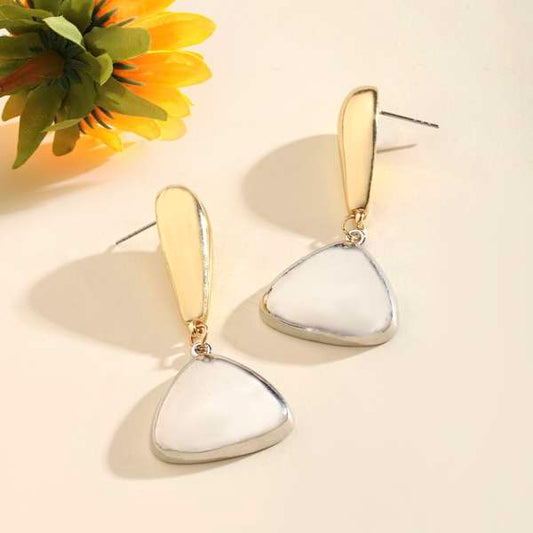 Musky Luxury Gold Earring
