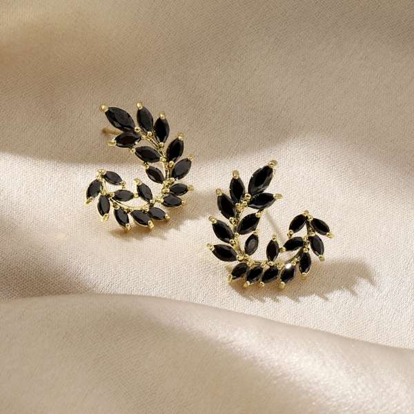 Caelia Black Gold Earring