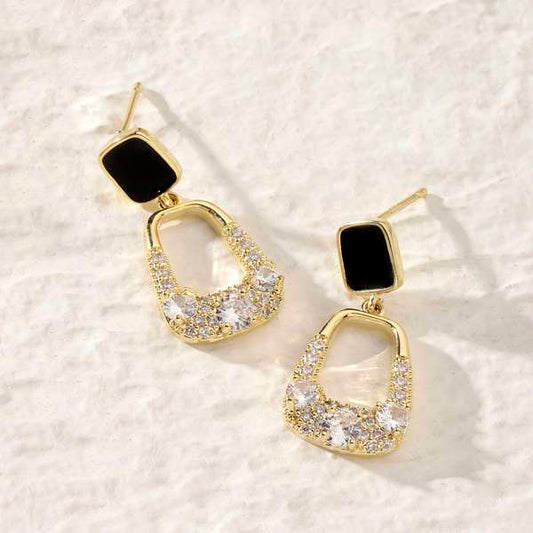Lyssa Black Gold Earring