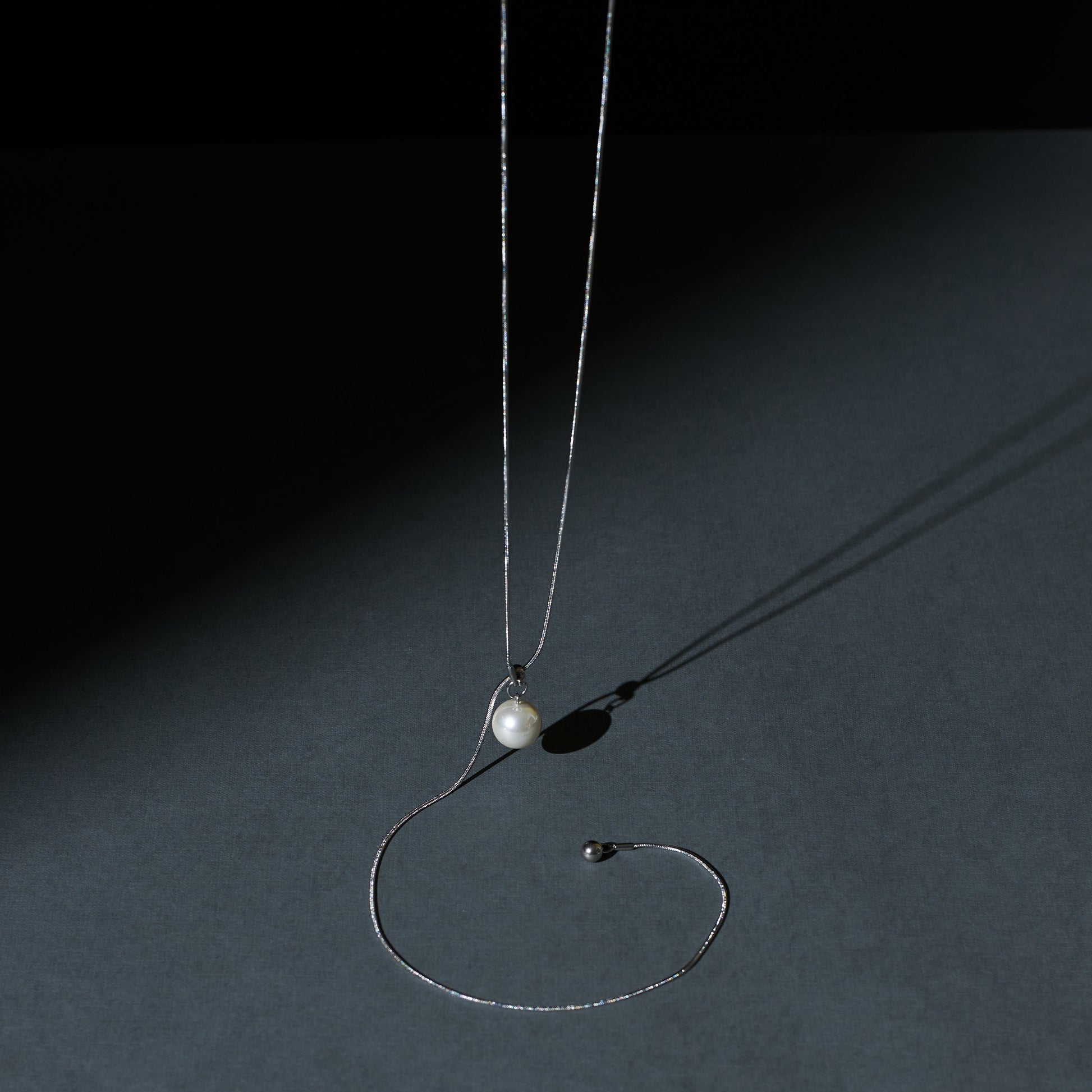Elegant Silver Swirl Tassel Chain Salty