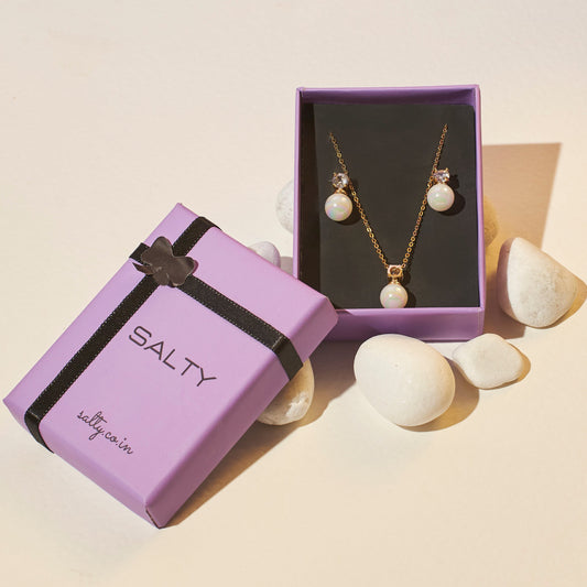 Elegant White Akoya Pearl Jewelry Set Salty
