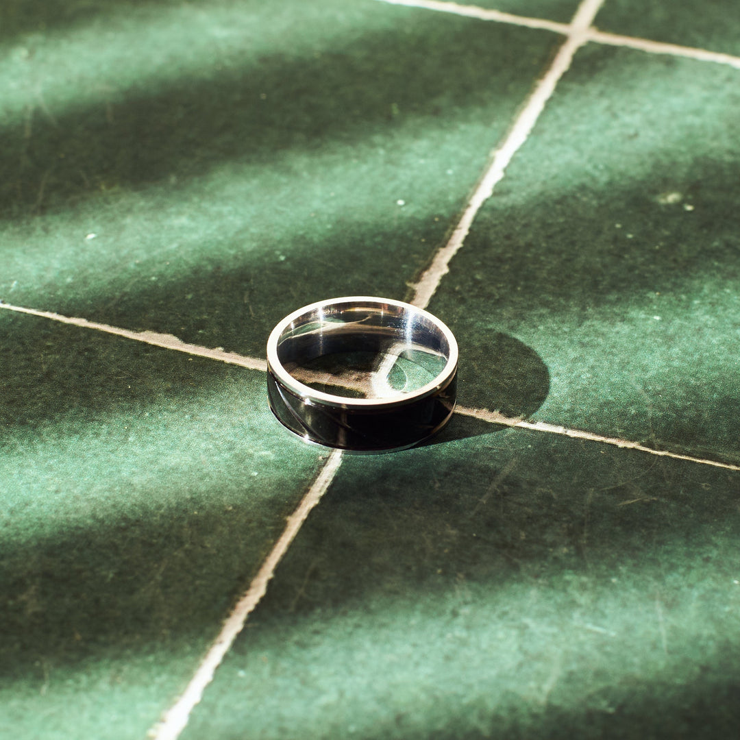 Eros Black Ring | Salty