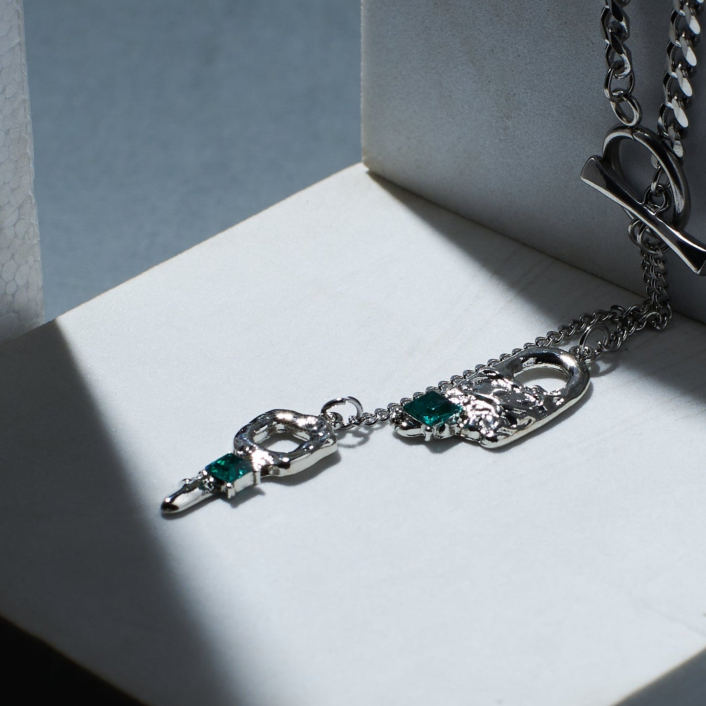 Glamour Toggle Glisten Necklace Salty