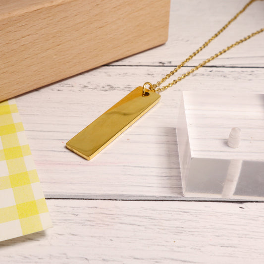 Golden Elegance Necklace Salty