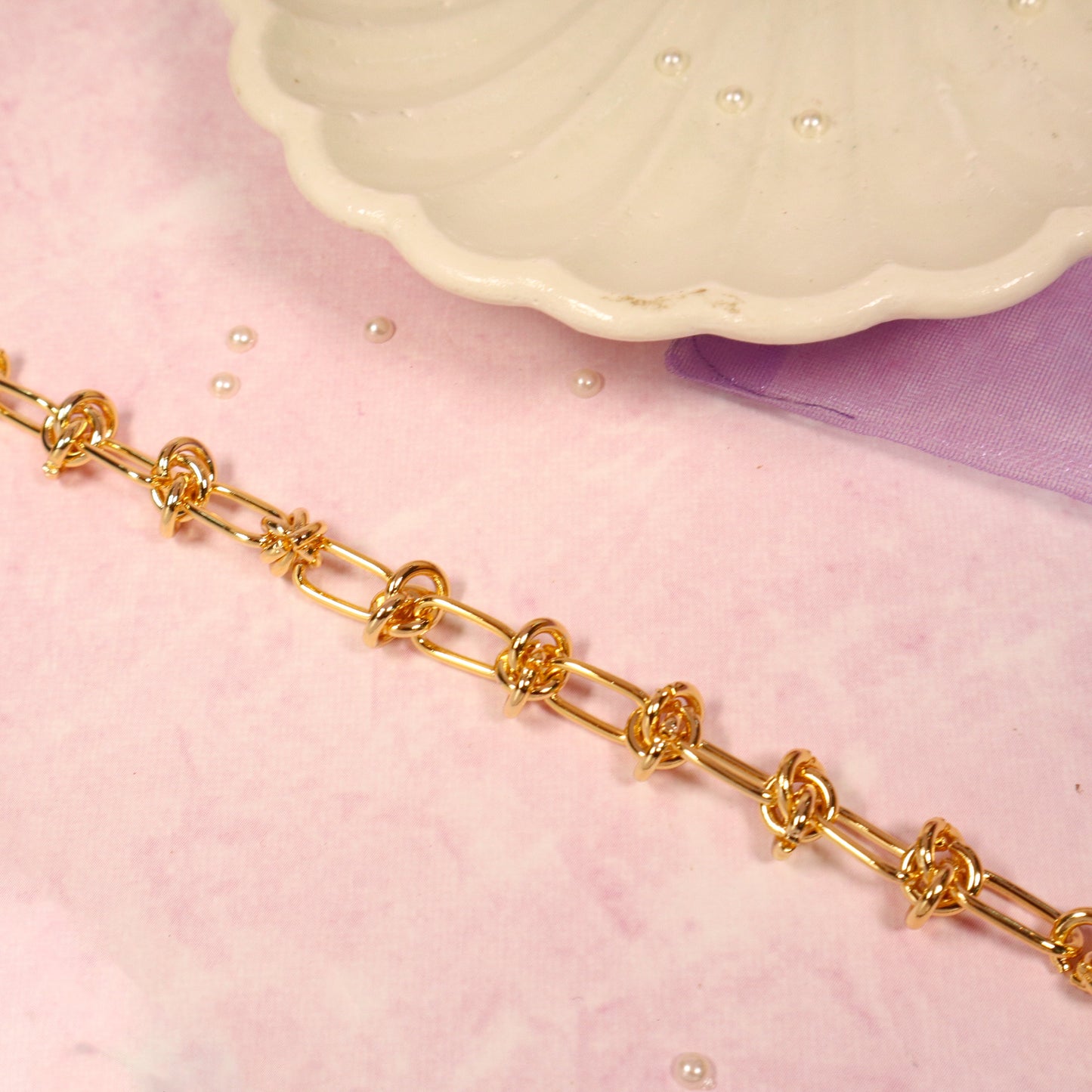 Golden Link Chain Glam Bracelet Salty