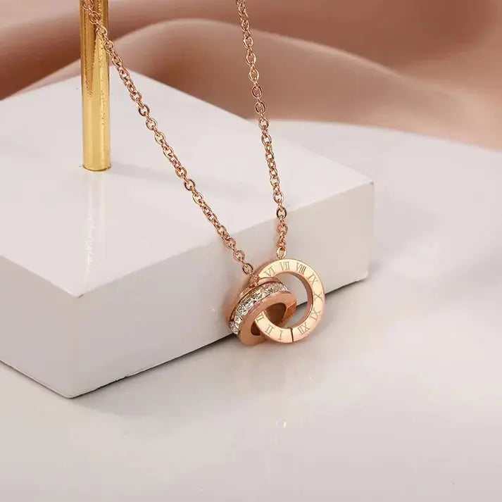 Interlooped Together Forever Necklace | Salty