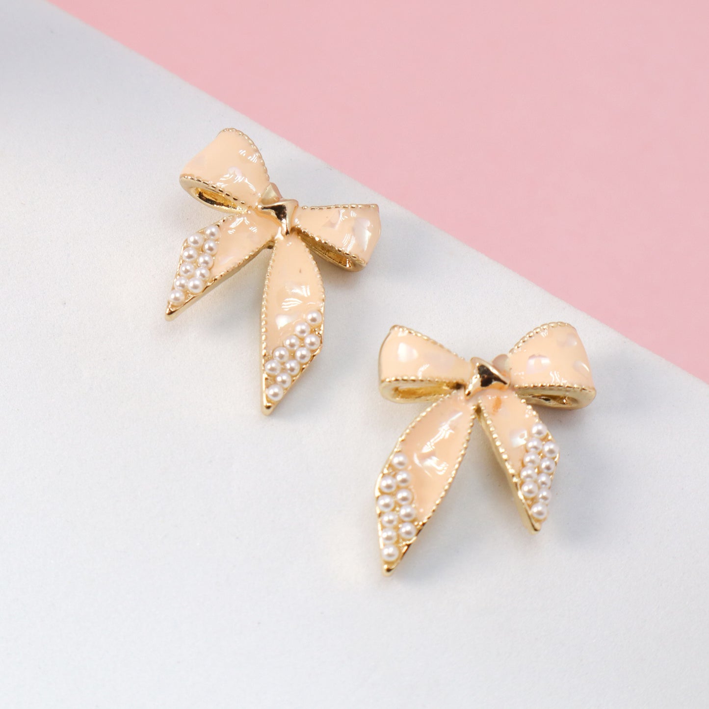 Latte Bow Earrings