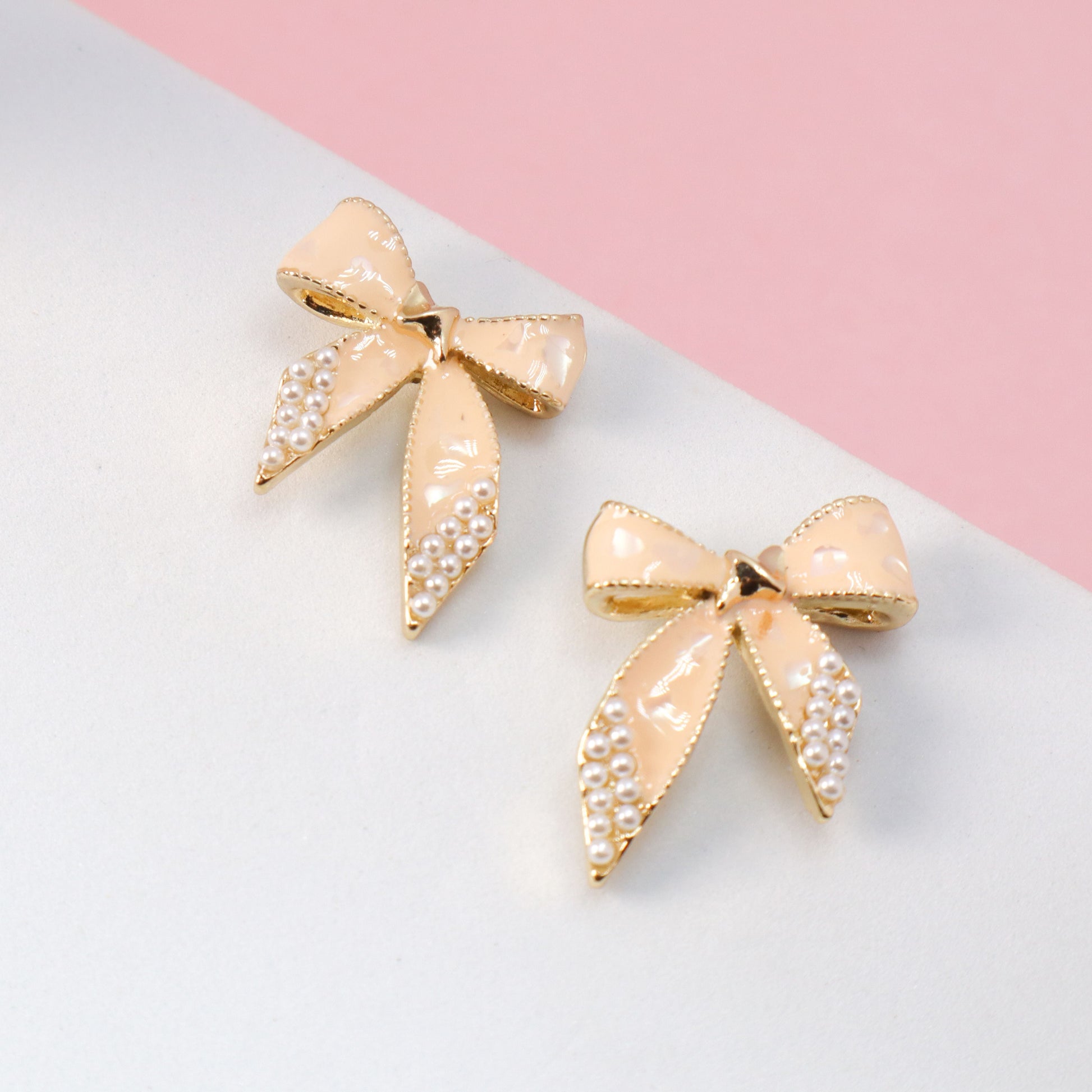 Latte Bow Earrings
