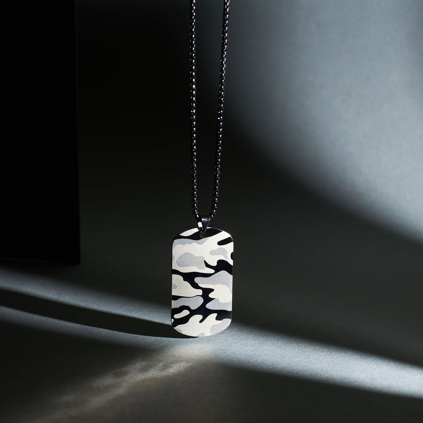 Lone Wolf  Dog-Tag Chain Salty Alpha