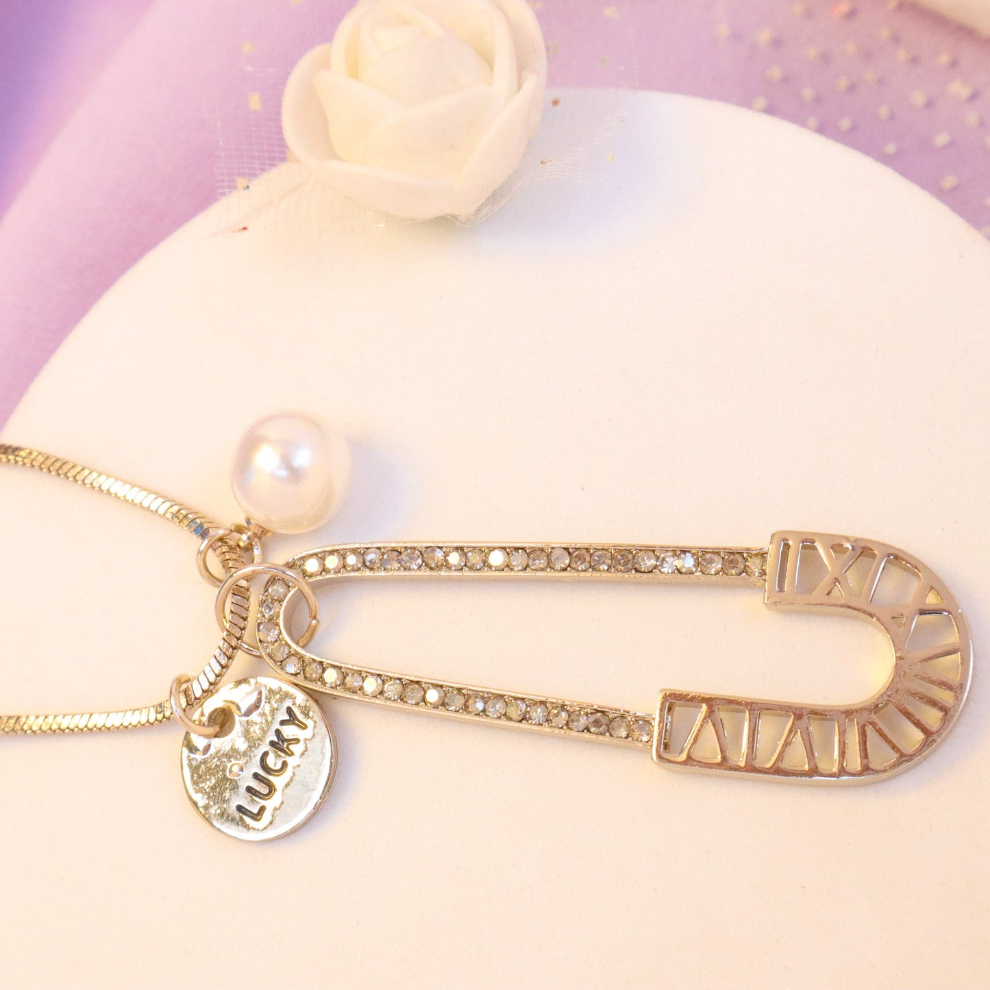 Lucky Safety Pin Necklace - Gold