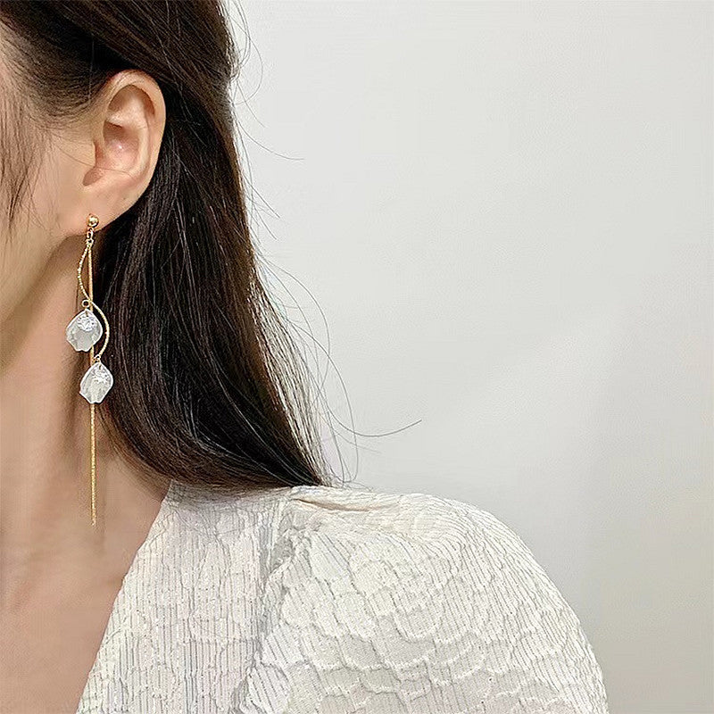 Lucky Seashells Tassel Earrings