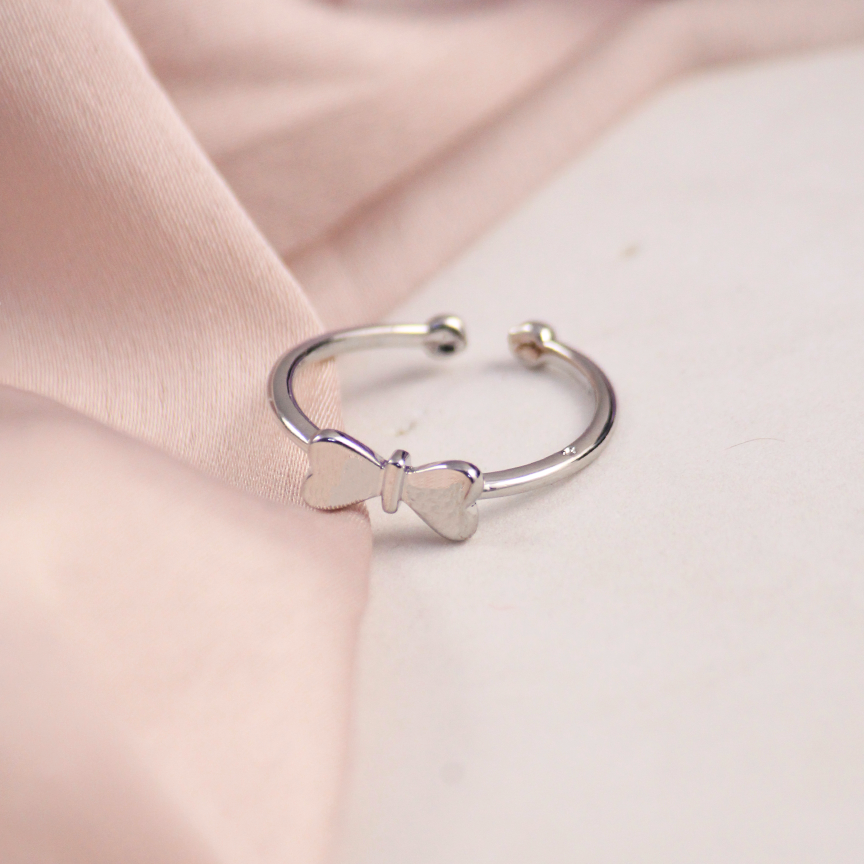 Minimal Bow Silver Band