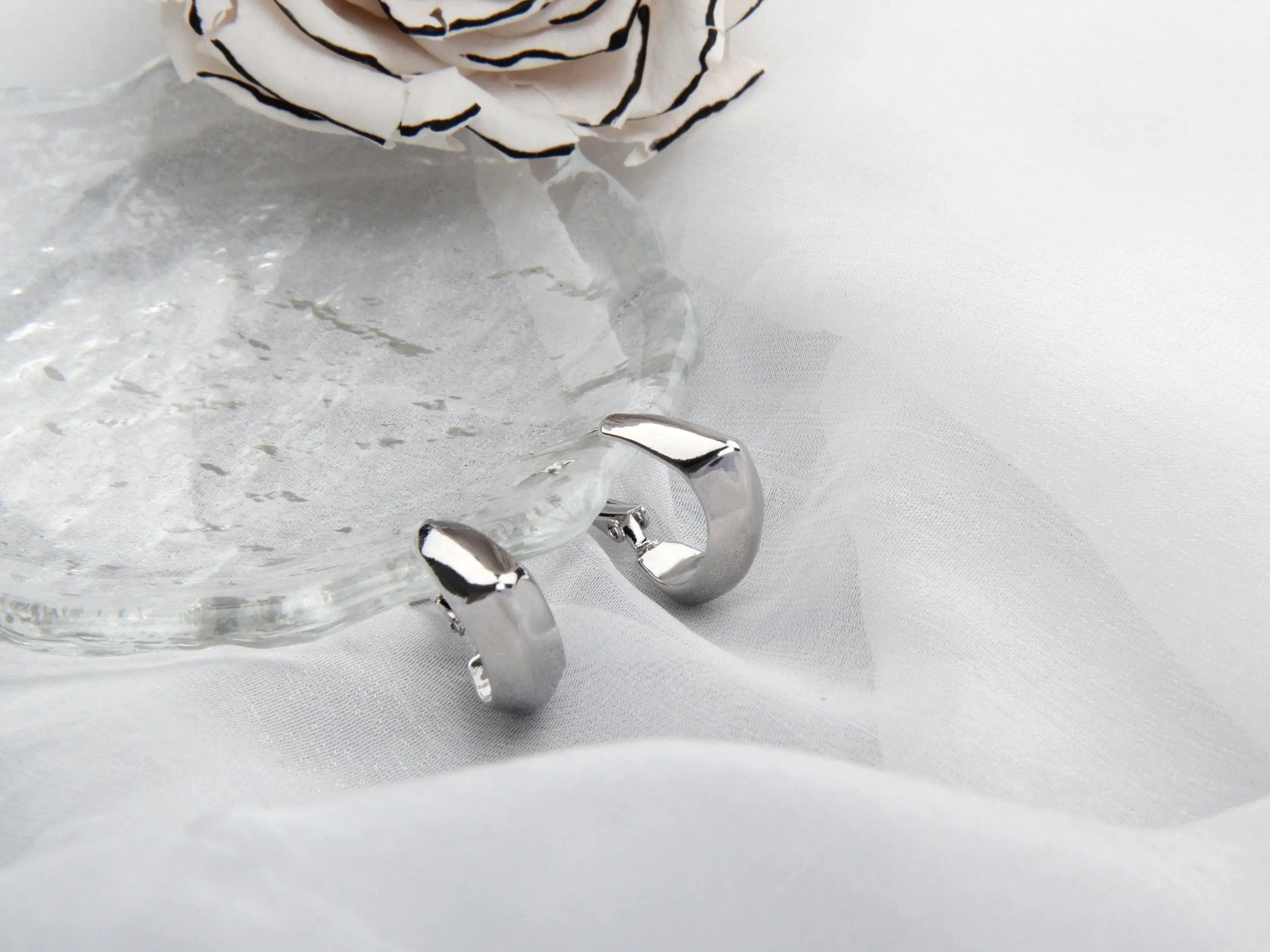 Minimalist Stainless Steel Waterdrop Square Hoop Earrings - Silver