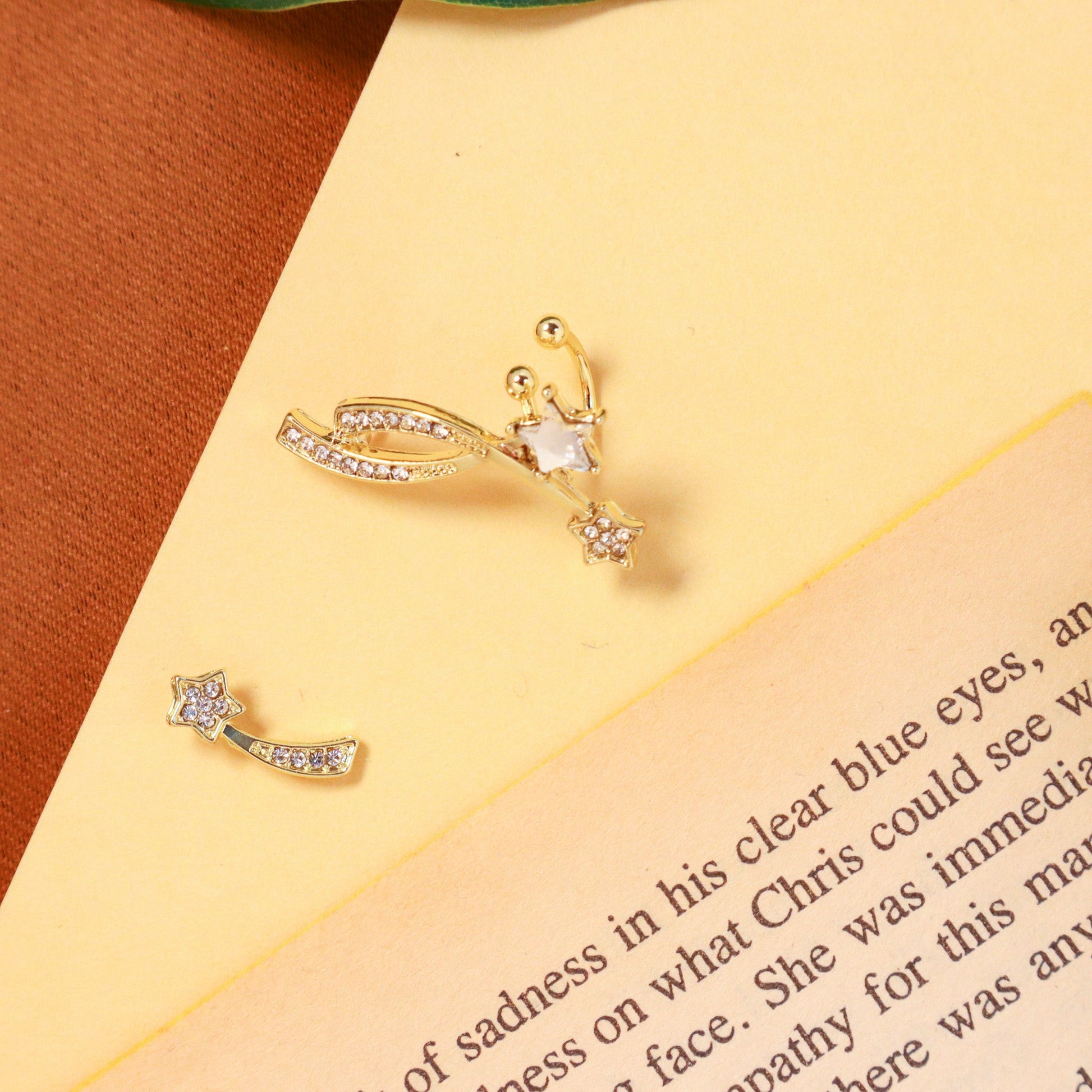 Mis match crystal earrings