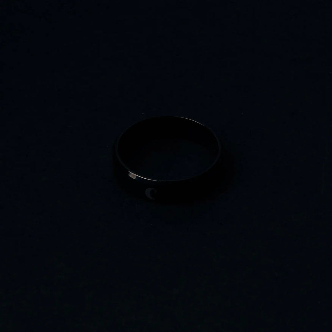 Moon Signet Ring | Salty