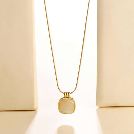 Dainty Droplet Necklace