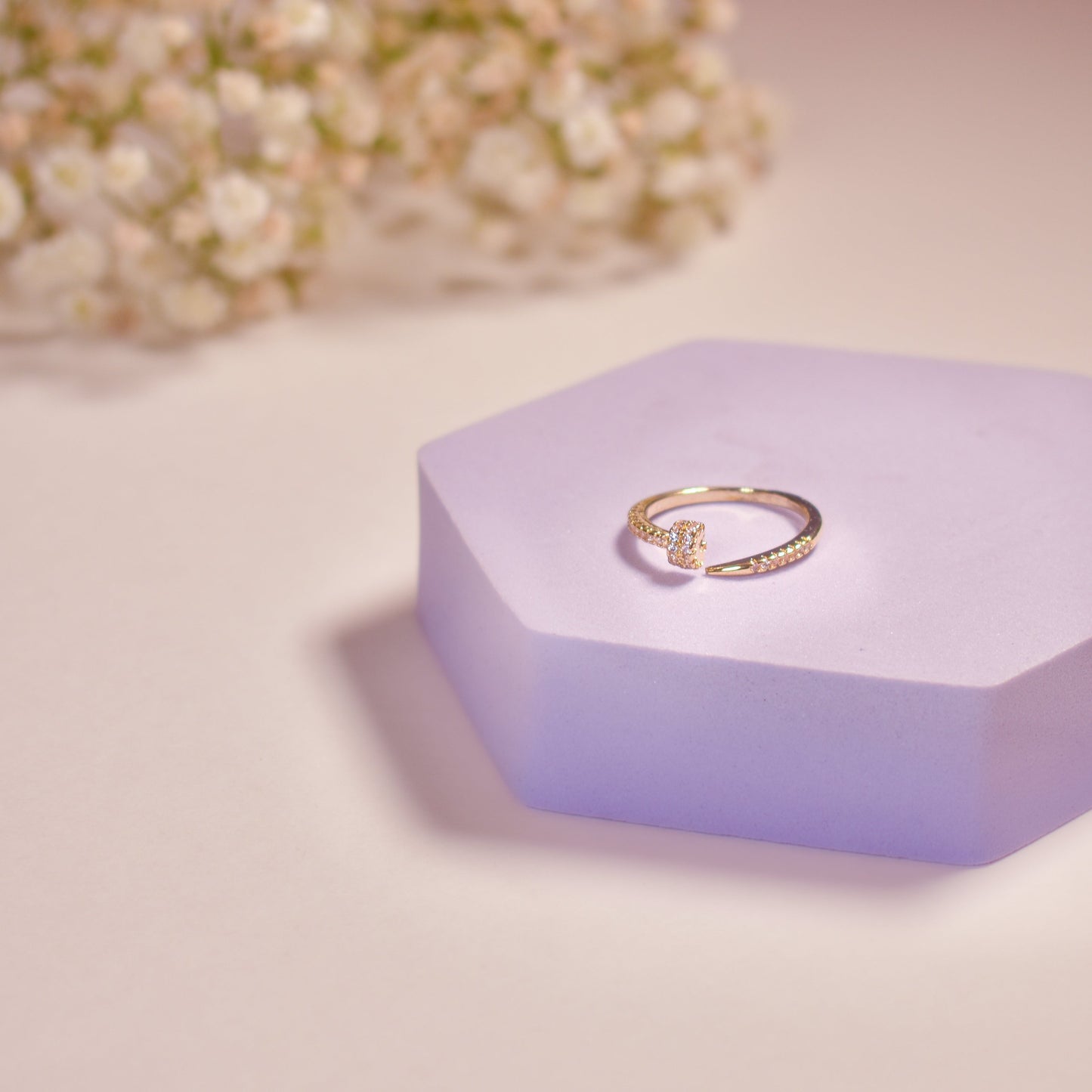 Nail It Golden Ring Salty