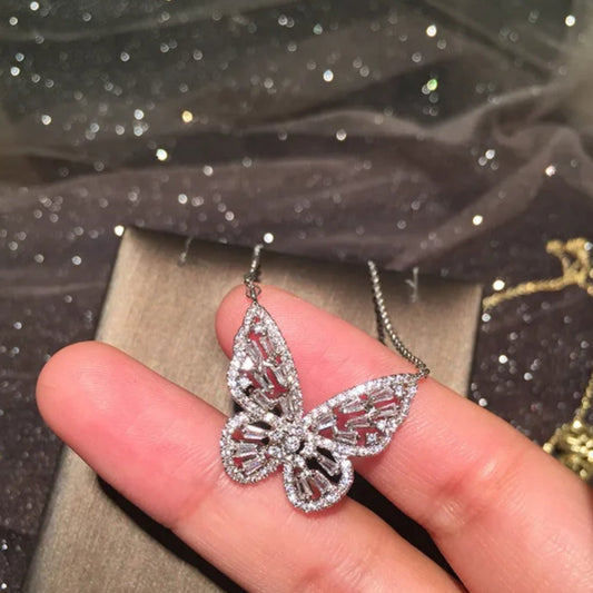 Nature's Beauty Necklace Salty