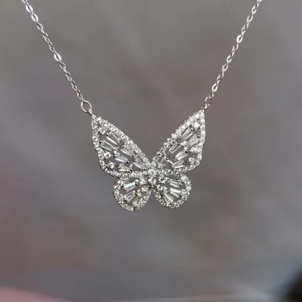 Nature's Beauty Necklace Salty