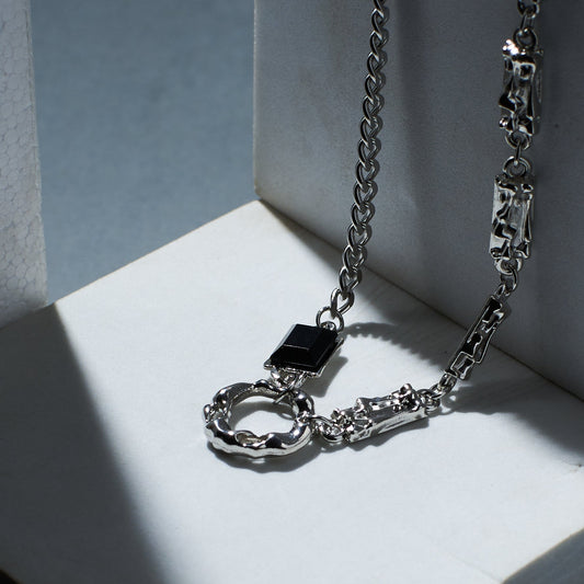 Peculiar Prism Silver Chain Salty Alpha