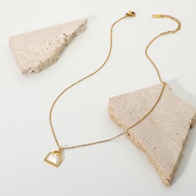 Pocket Bling Necklace Salty