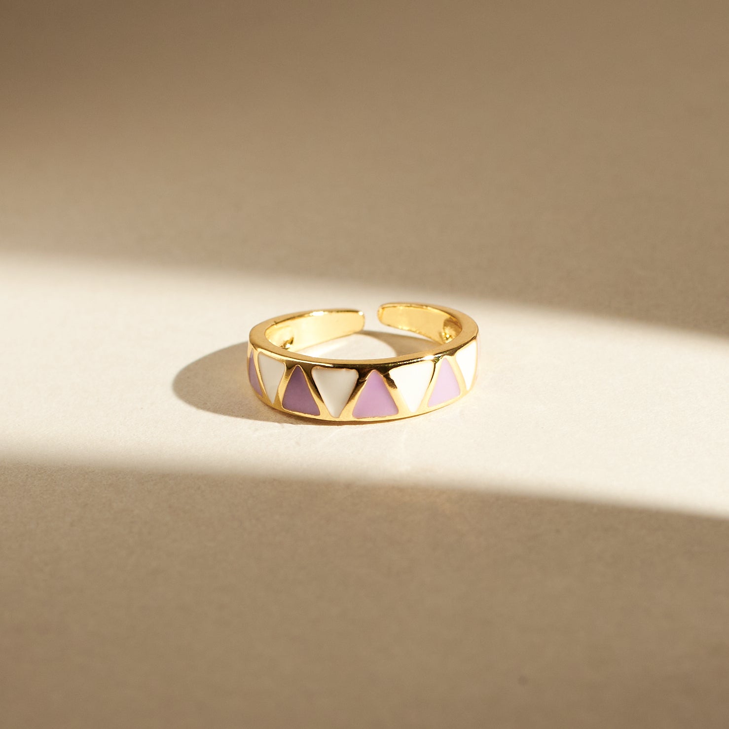 Poppy's Passion Ring Salty