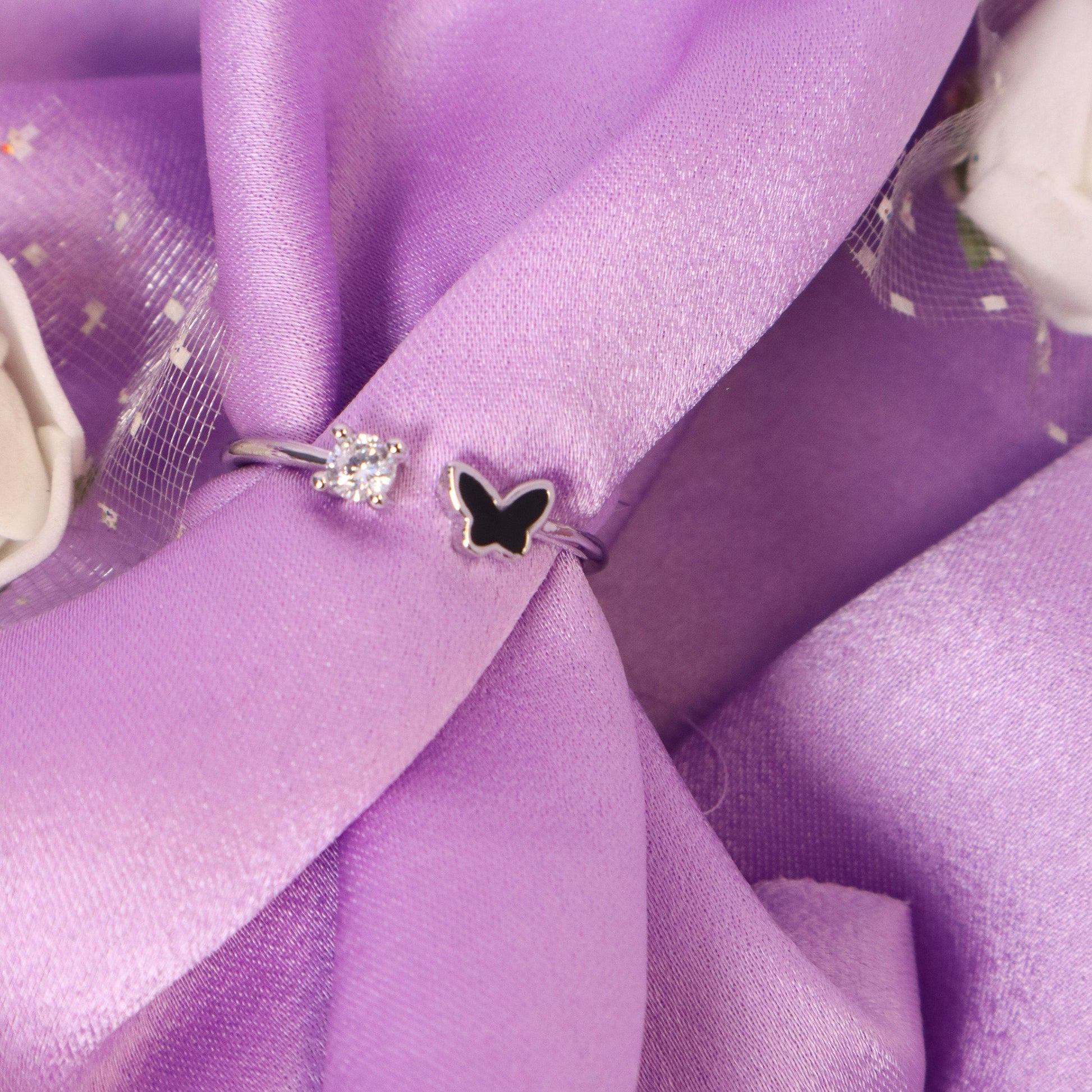 Pretty Wing Diamond Band