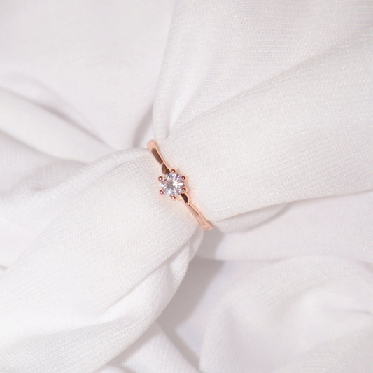 Dual petal rose-gold ring