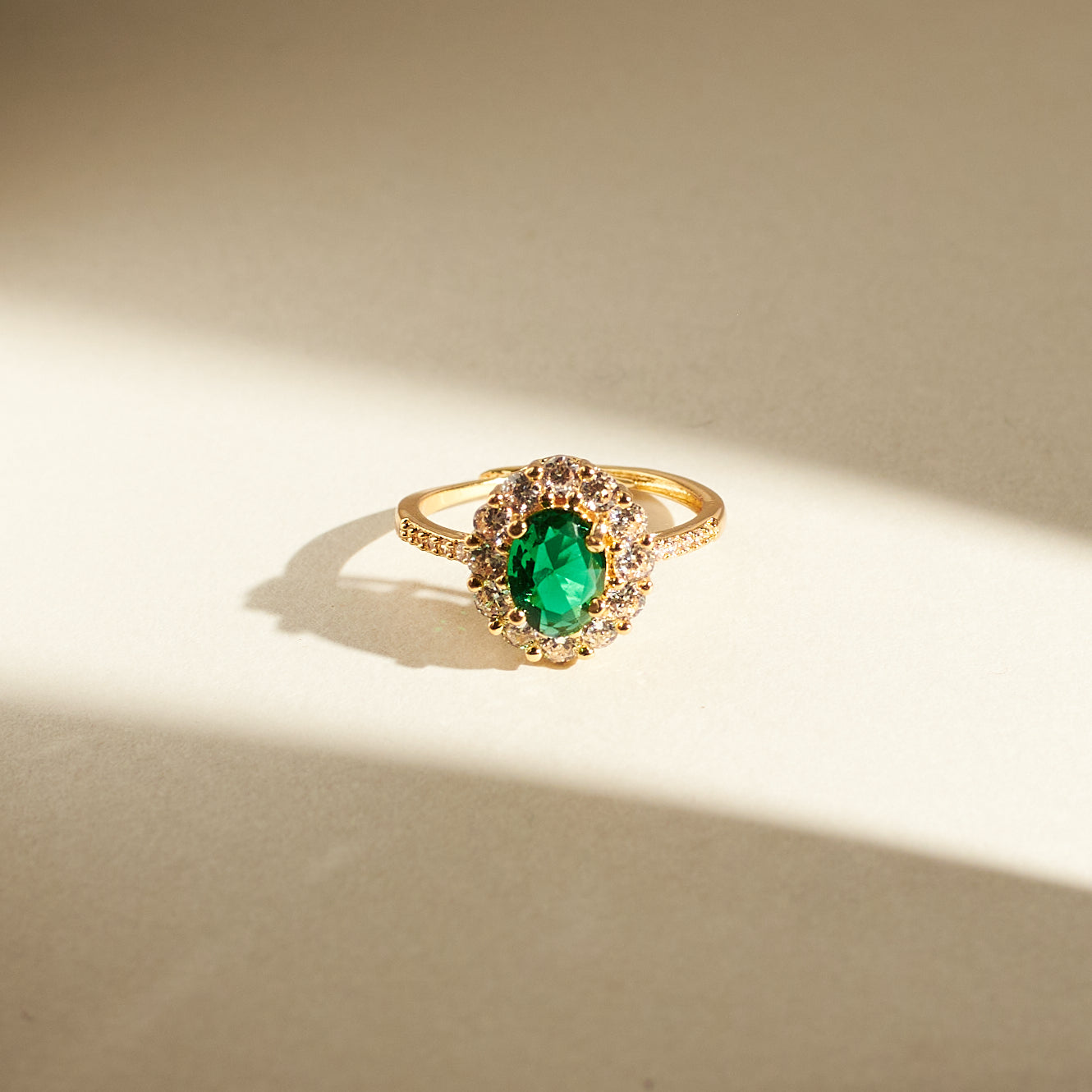 Regal Green Diamond Ring Salty