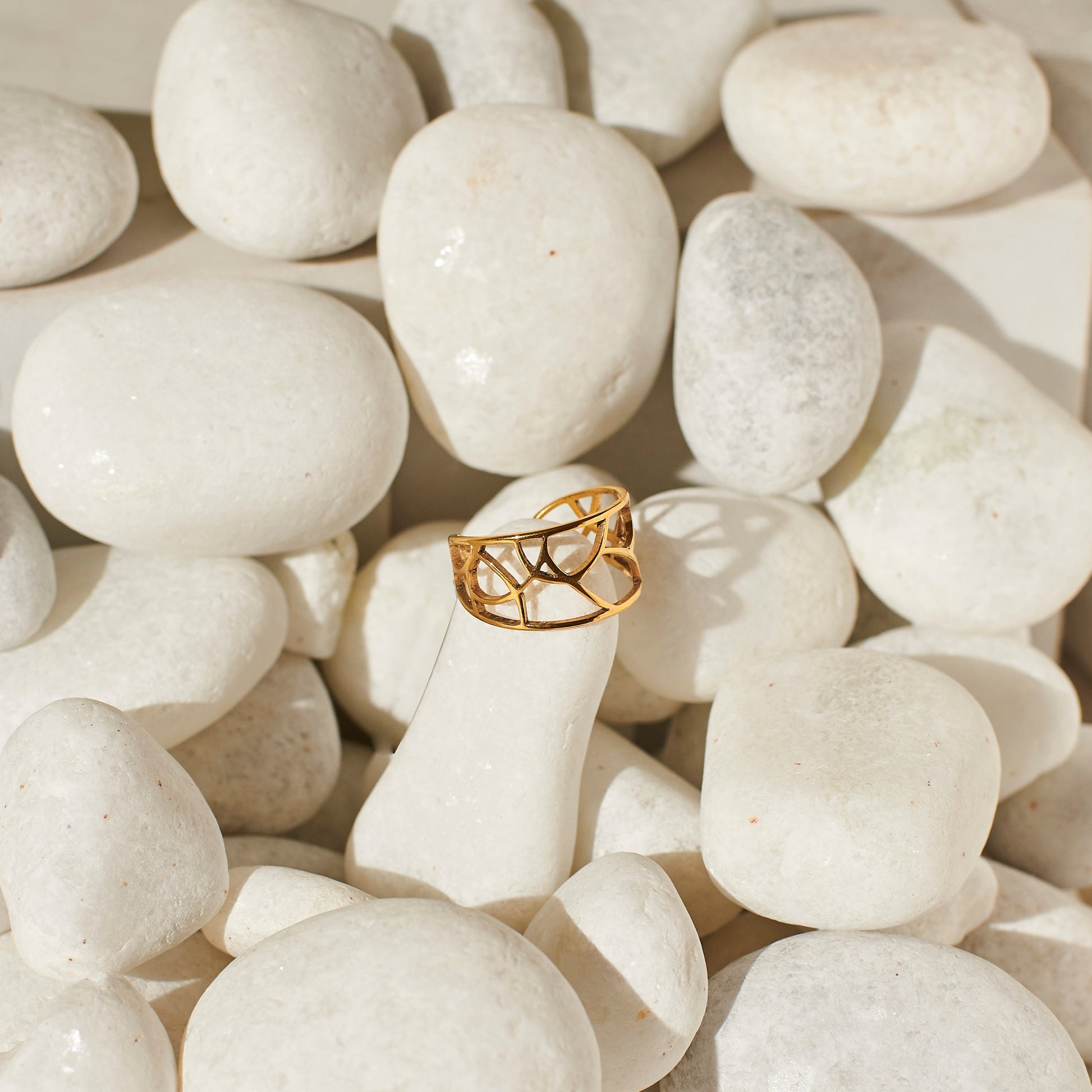 Retro Glam Ring Salty