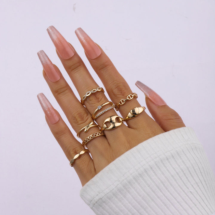 Set Of 8 Linked Eternity Rings | Salty