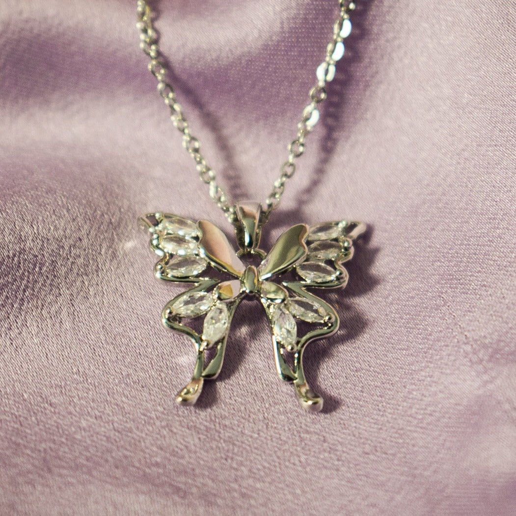 Silver Lumin Necklace Salty