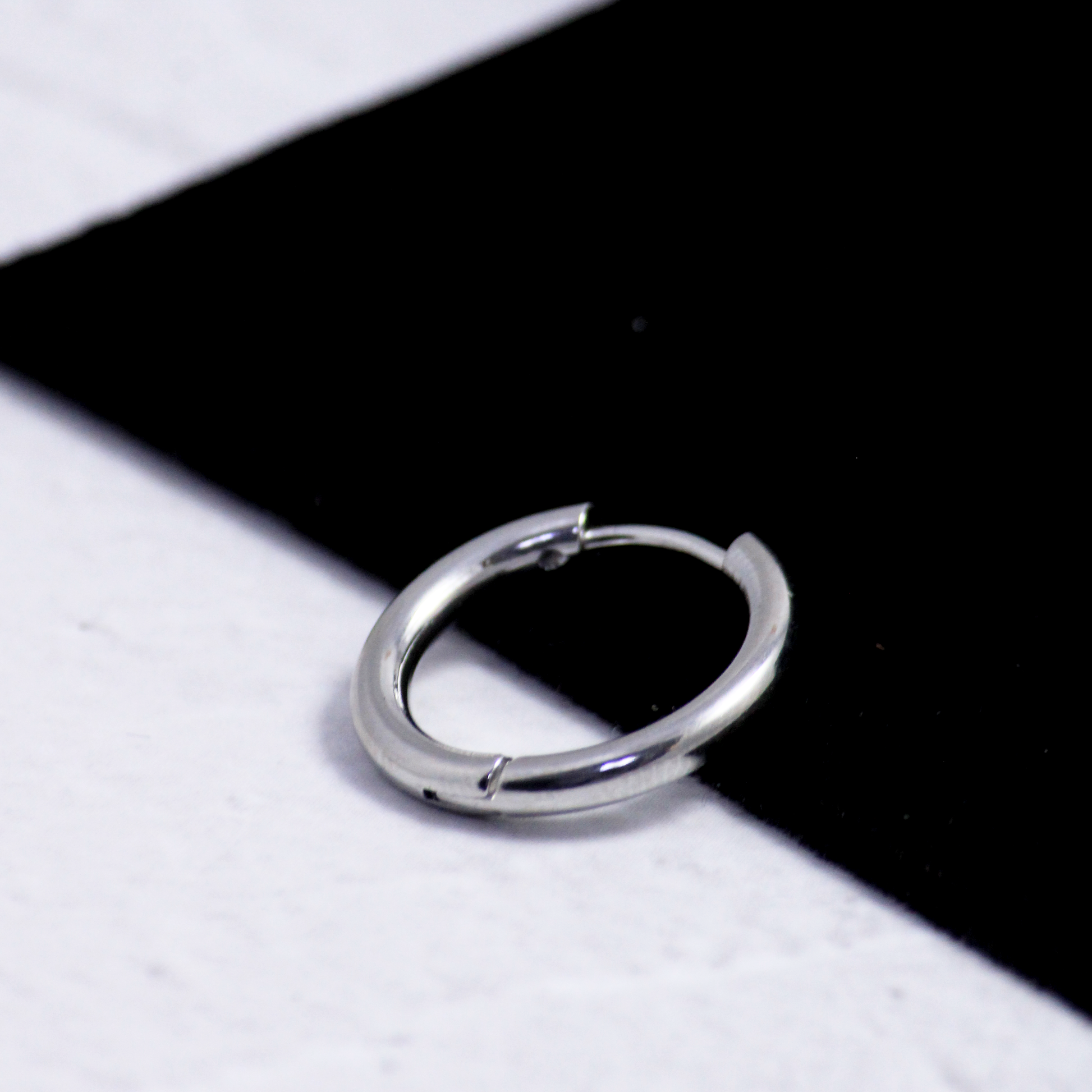 Silver Minimalist Ear Peice