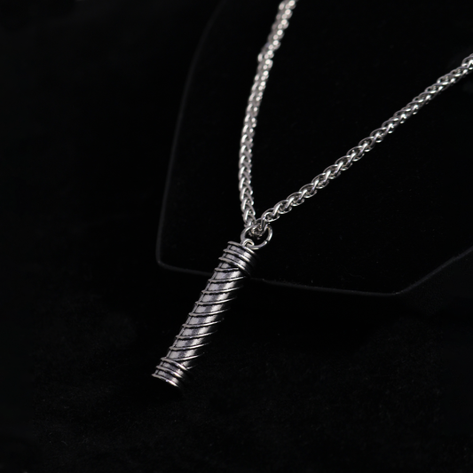 Spiffy Silver Chain