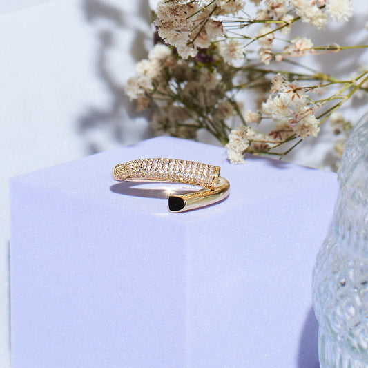 Trendy Bold Golden Ring Salty