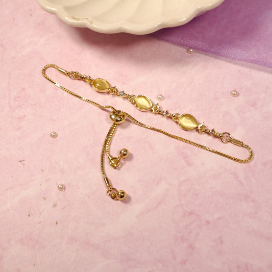 Vintage Queen Stones Bracelet Salty