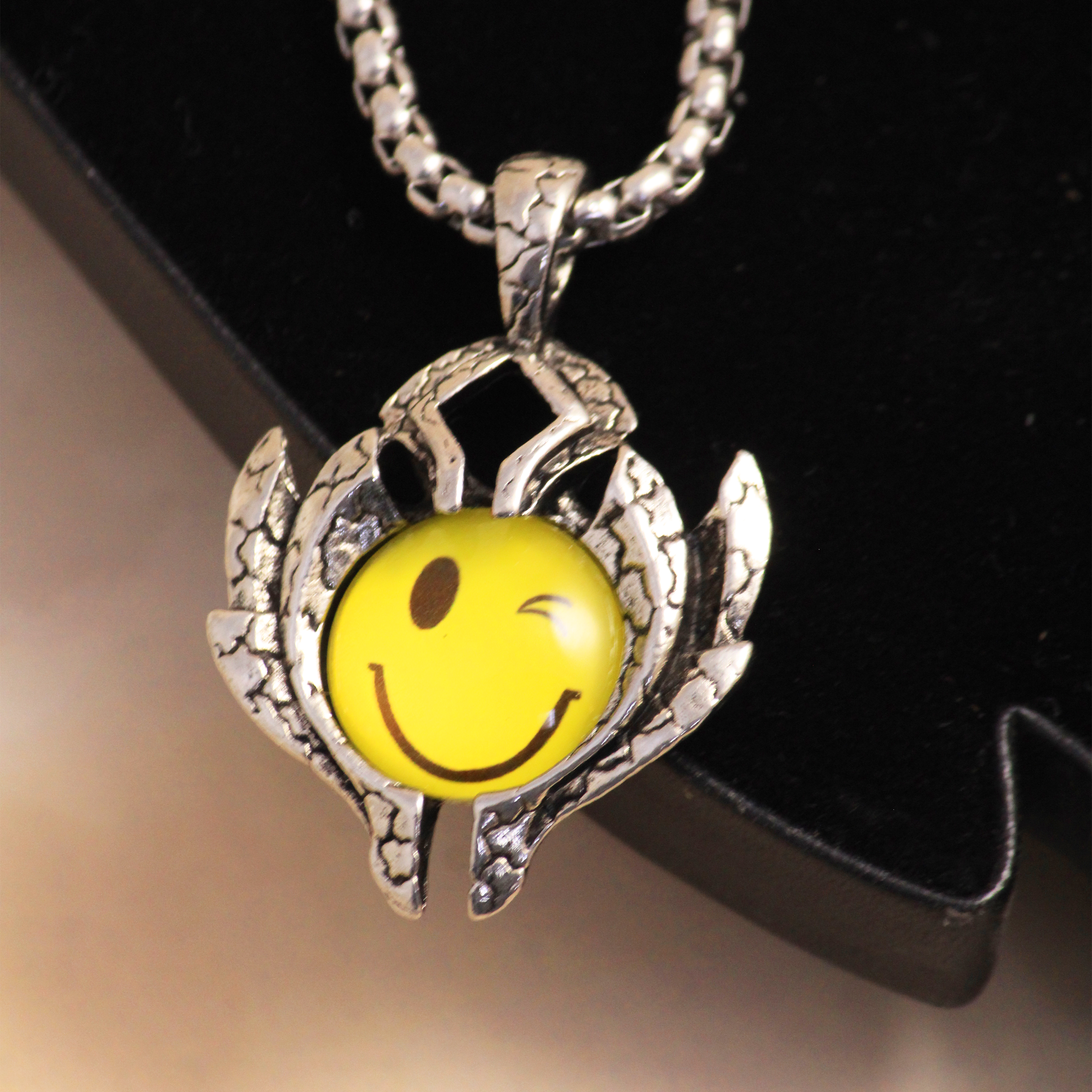 Wink Yellow Cool Chain