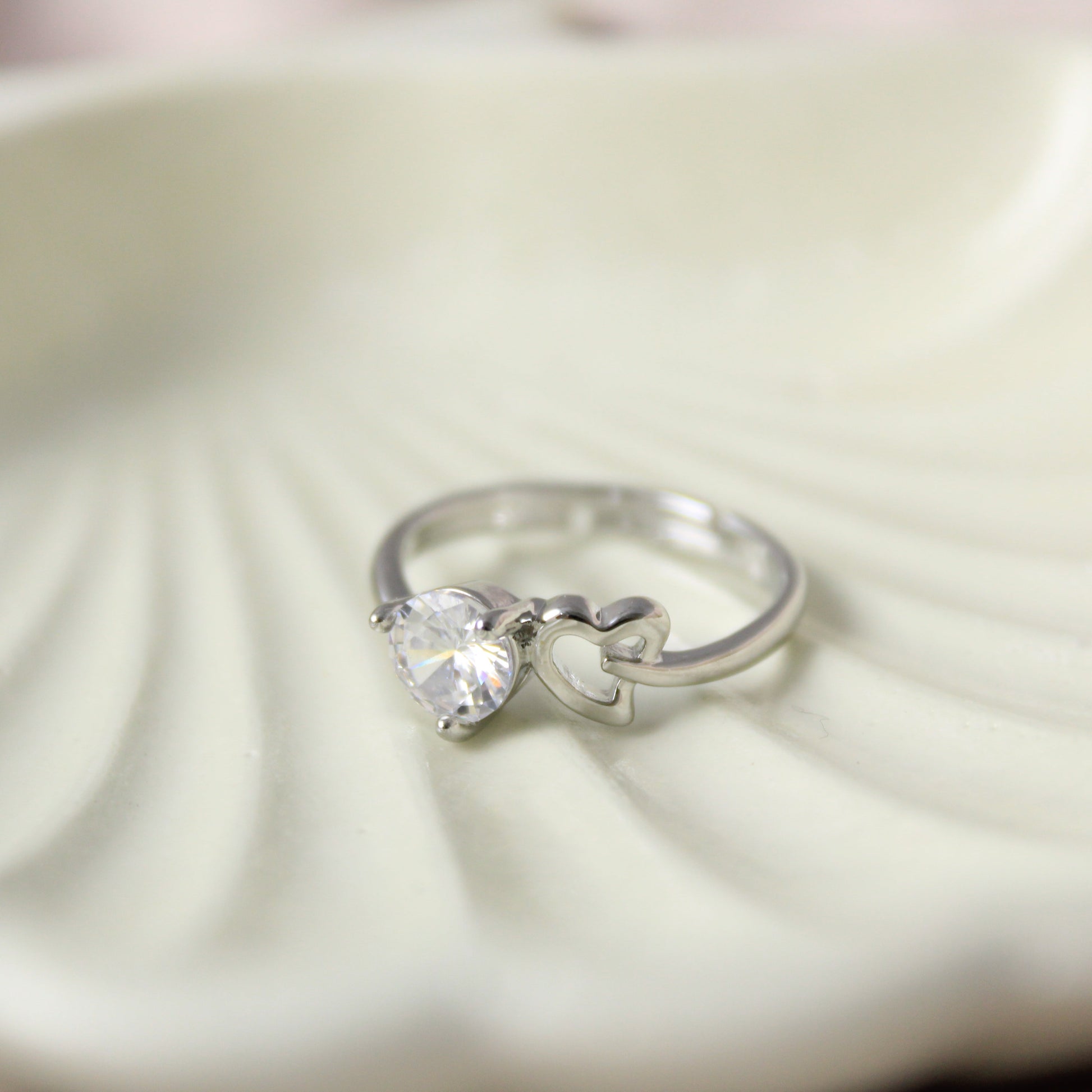 Wonderland Love Ring